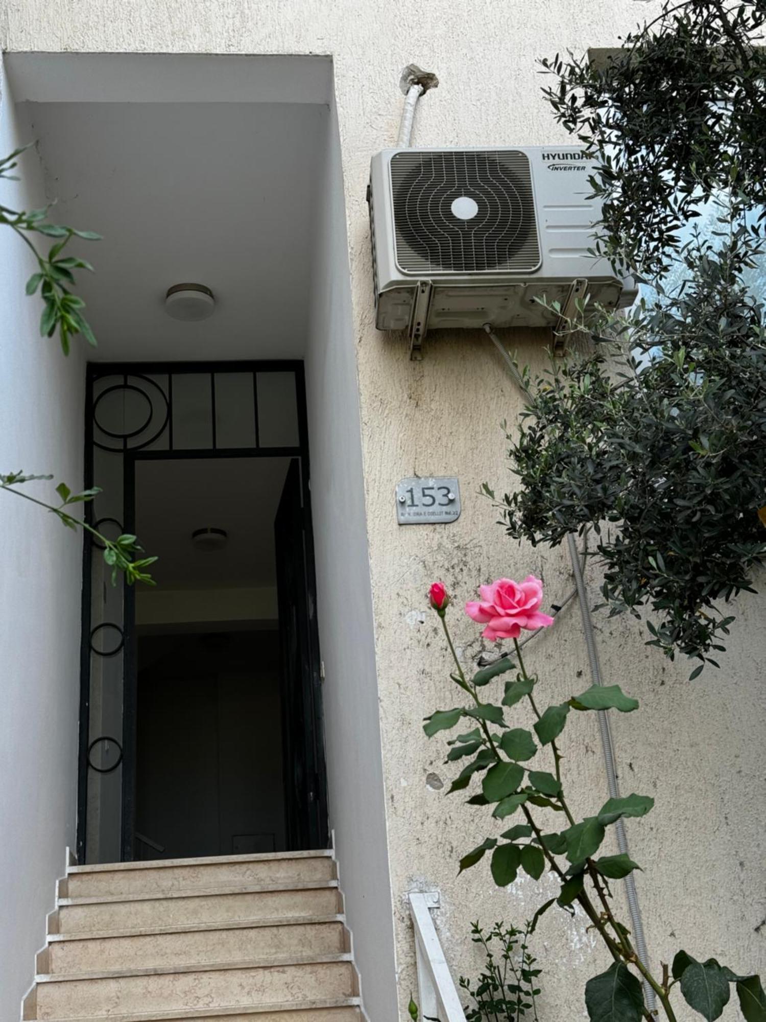 Exclusive Apartment Tirana Exterior foto